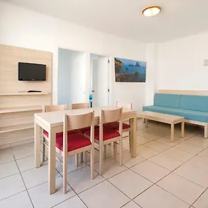 https://apartamentos-tramuntana-sant-antoni-de-portmany-ibiza.balearic-islands.net